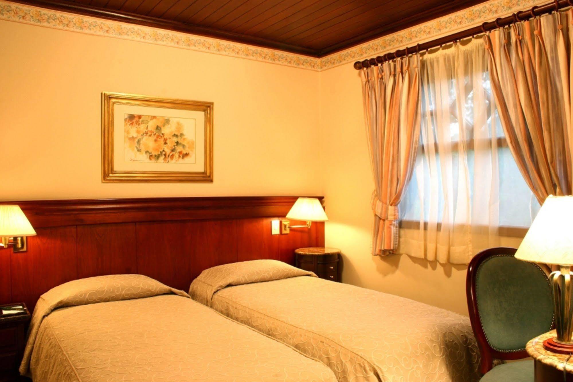 Hotel Frontenac Campos do Jordão Kültér fotó