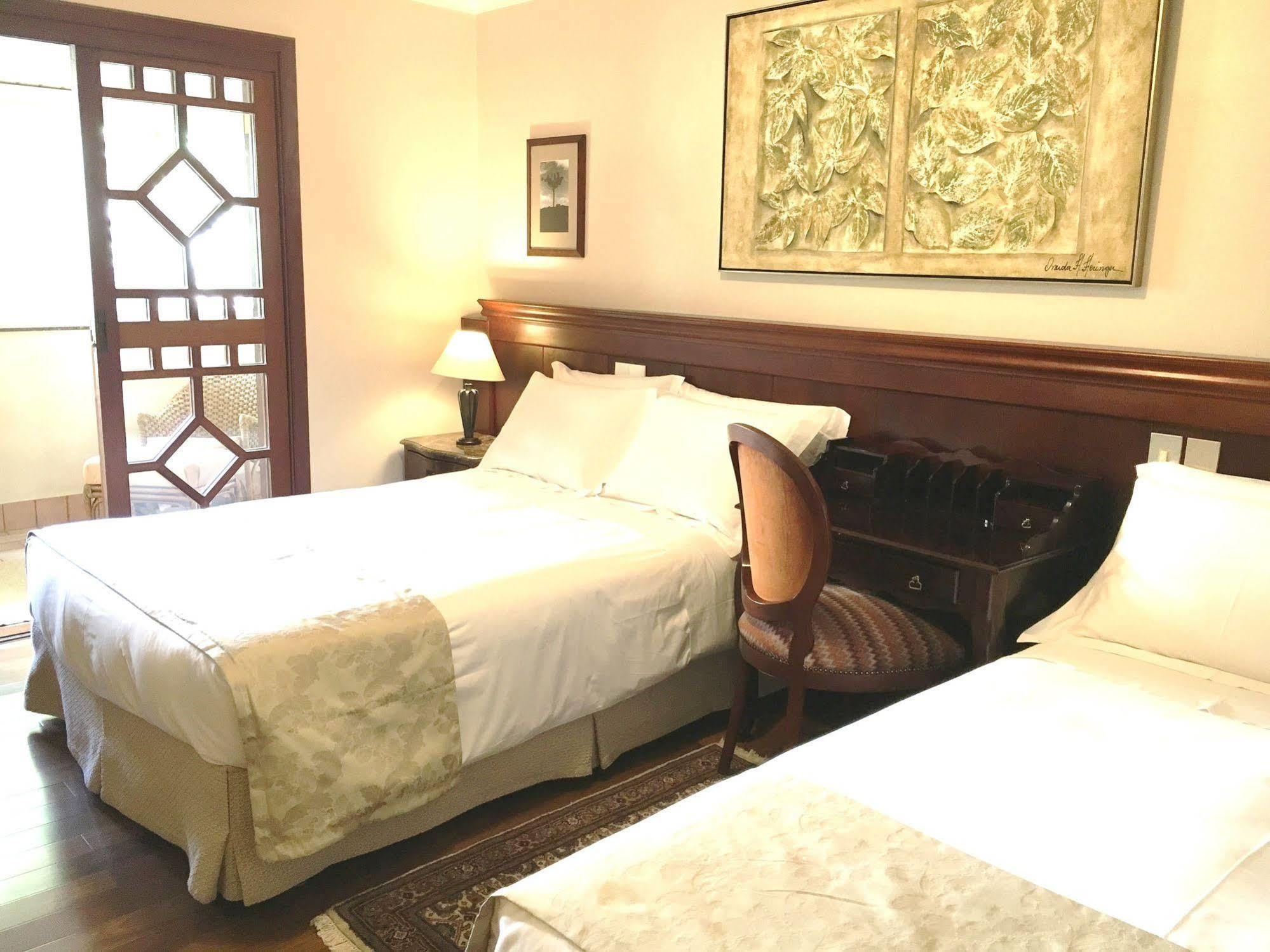 Hotel Frontenac Campos do Jordão Kültér fotó