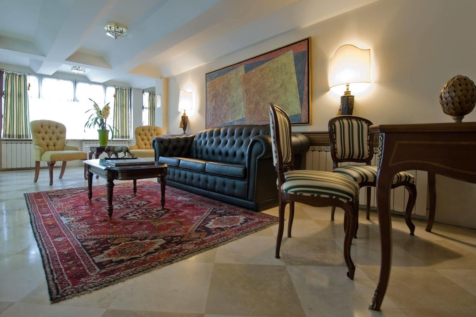 Hotel Frontenac Campos do Jordão Kültér fotó